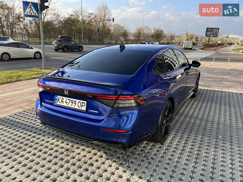 Седан Honda Accord 2023 в Києві