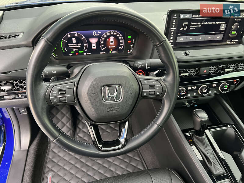 Седан Honda Accord 2023 в Києві