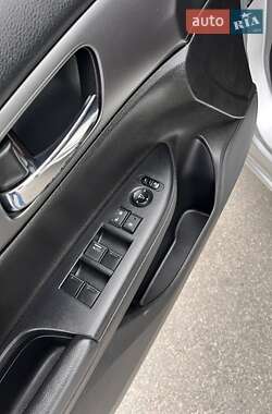 Седан Honda Accord 2013 в 
