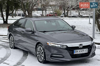 Седан Honda Accord 2018 в Ровно