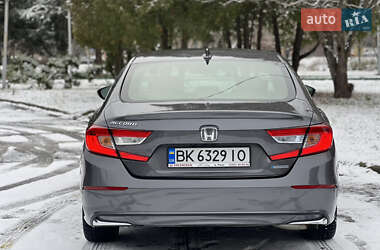 Седан Honda Accord 2018 в Ровно