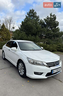 Седан Honda Accord 2013 в Полтаве