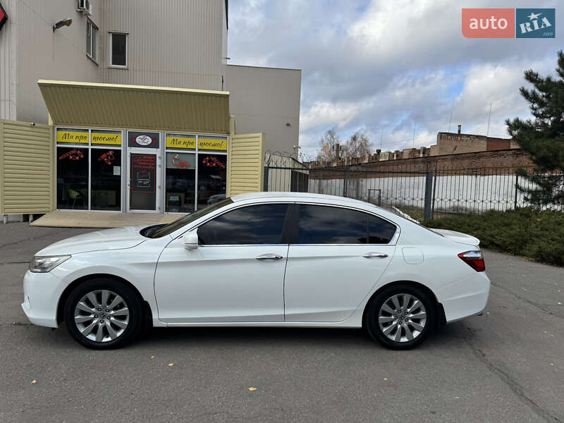 Седан Honda Accord 2013 в Полтаві