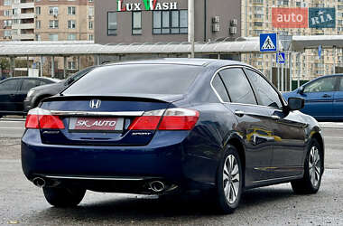 Седан Honda Accord 2014 в Киеве