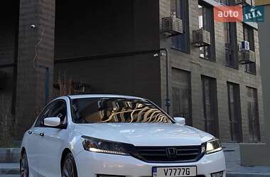 Седан Honda Accord 2014 в Одессе