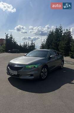 Купе Honda Accord 2010 в Тернополе