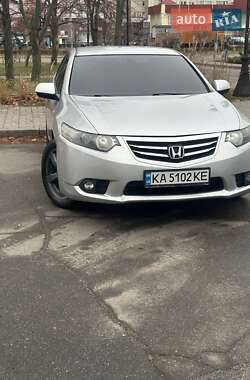 Седан Honda Accord 2011 в Києві