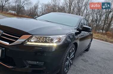 Седан Honda Accord 2013 в Дніпрі