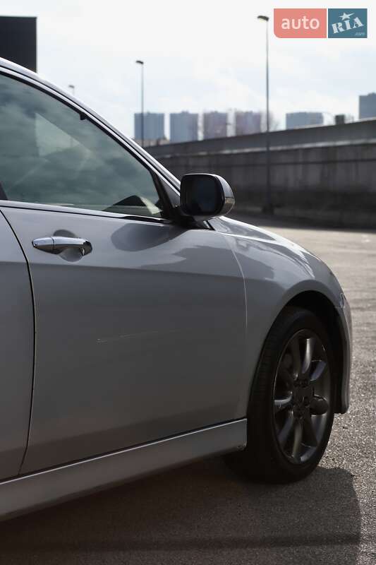 Седан Honda Accord 2006 в Києві