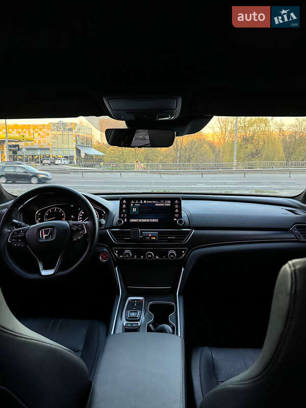 Седан Honda Accord 2019 в Києві