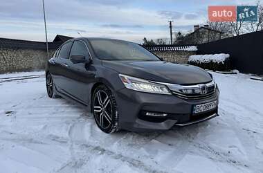 Седан Honda Accord 2015 в Львові