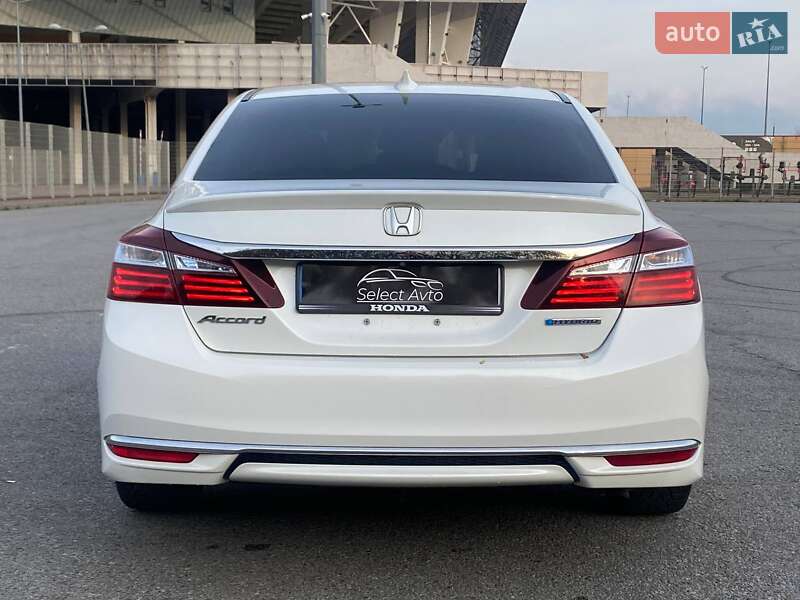 Седан Honda Accord 2017 в Львові