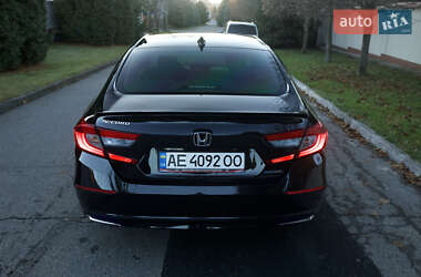 Седан Honda Accord 2018 в 