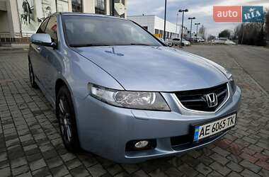 Седан Honda Accord 2006 в Днепре