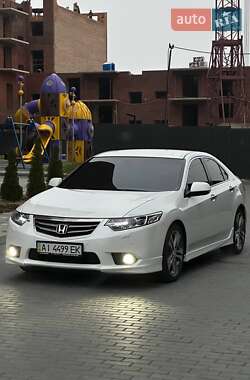 Седан Honda Accord 2012 в Полтаві