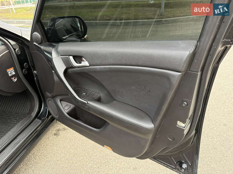 Седан Honda Accord 2008 в Смеле