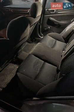 Седан Honda Accord 2001 в 