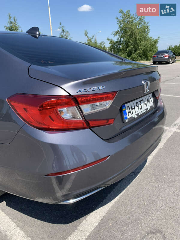 Седан Honda Accord 2018 в Запорожье