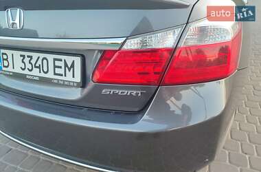 Седан Honda Accord 2013 в Кременчуці