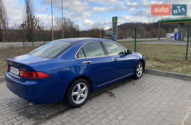 Седан Honda Accord 2005 в Козині