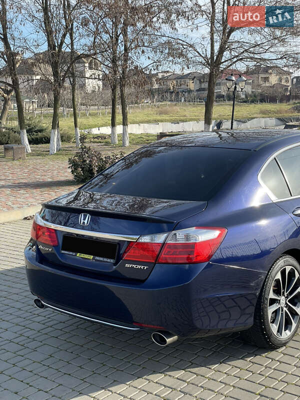 Седан Honda Accord 2013 в Одесі