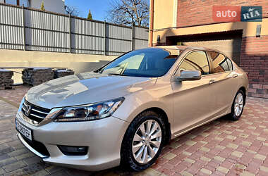 Седан Honda Accord 2014 в Чернівцях