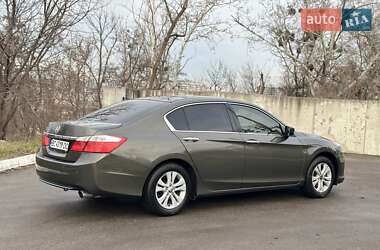 Седан Honda Accord 2014 в Киеве