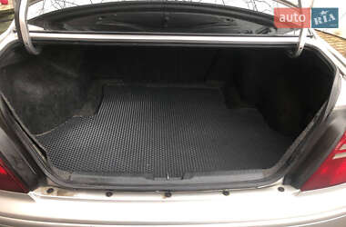 Седан Honda Accord 2000 в 