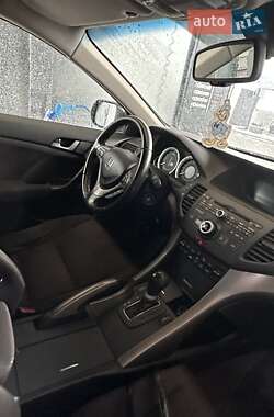 Седан Honda Accord 2011 в Хусте