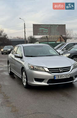 Седан Honda Accord 2014 в Чернігові