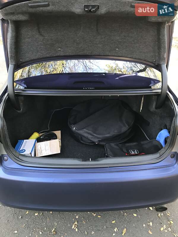 Седан Honda Accord 2005 в Першотравенську