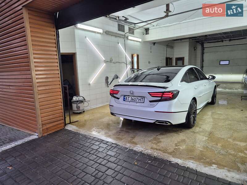 Седан Honda Accord 2018 в Одессе