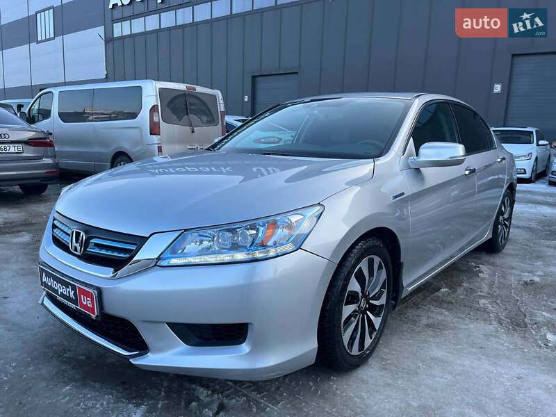 Седан Honda Accord 2014 в Львове