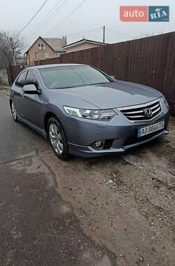 Седан Honda Accord 2012 в Києві