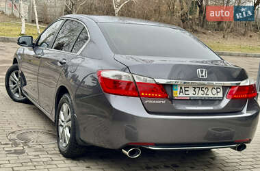 Седан Honda Accord 2013 в Дніпрі