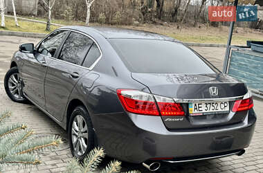 Седан Honda Accord 2013 в Дніпрі