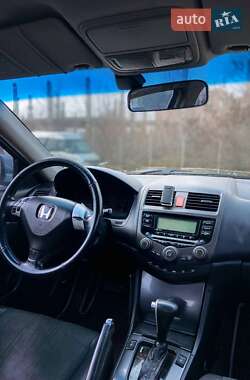 Седан Honda Accord 2004 в Миколаєві