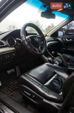 Седан Honda Accord 2010 в Варві