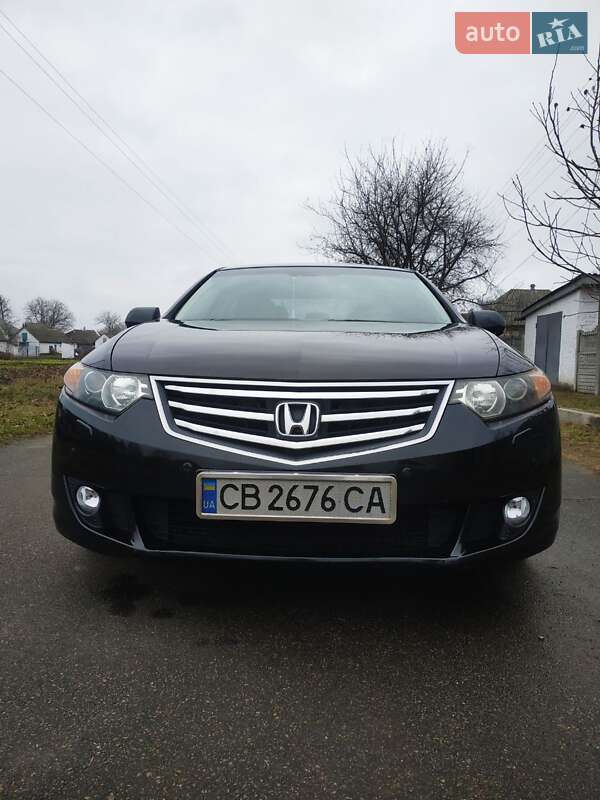 Седан Honda Accord 2010 в Варве