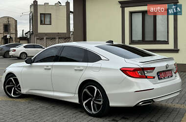 Седан Honda Accord 2022 в Києві