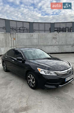 Седан Honda Accord 2016 в 
