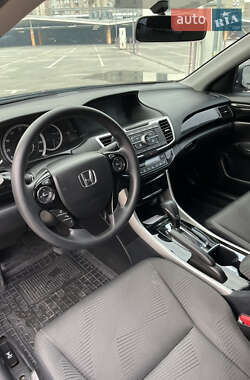 Седан Honda Accord 2016 в 