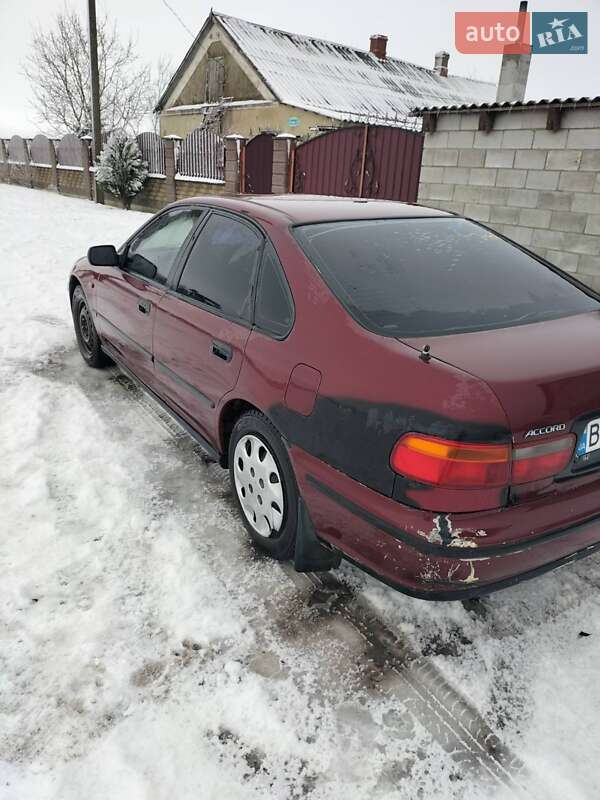 Седан Honda Accord 1993 в Рівному