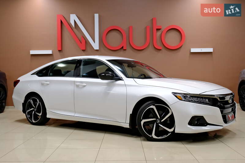 Седан Honda Accord 2023 в Одессе