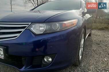 Седан Honda Accord 2008 в Умані