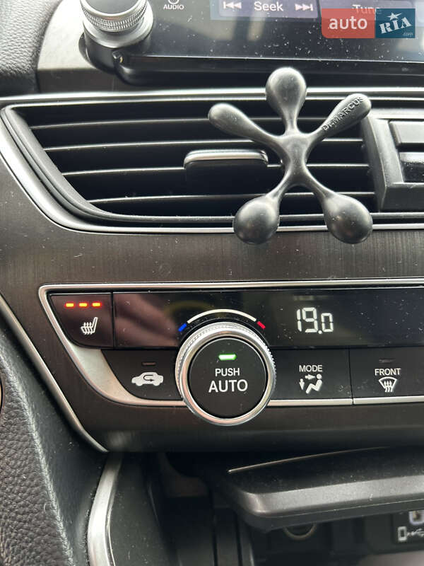 Седан Honda Accord 2018 в Софіївській Борщагівці