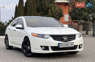 Седан Honda Accord 2010 в Кропивницком