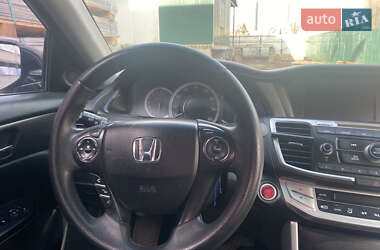 Седан Honda Accord 2014 в Києві