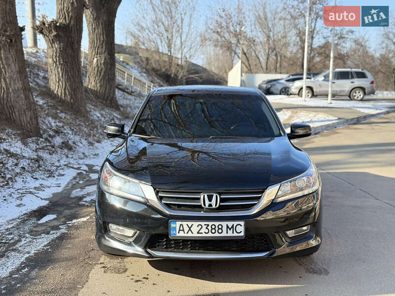 Седан Honda Accord 2013 в Харкові