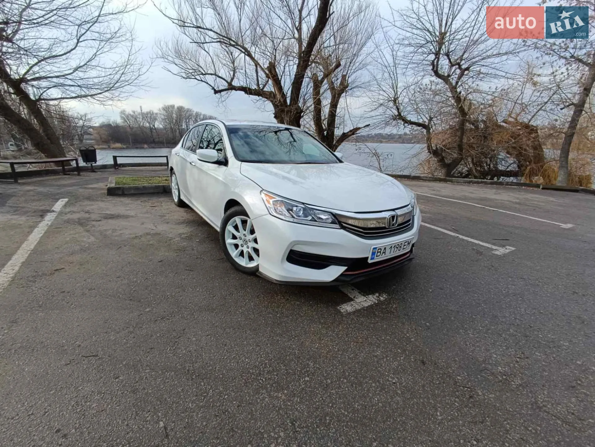 2017 Honda Accord - мініатюра 9